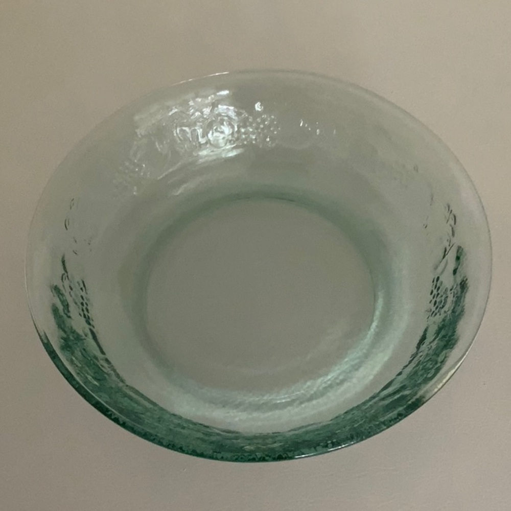 Cereal Bowl Embossed
Orchard Fruit Green
by LIBBEY GLASS COMPANY